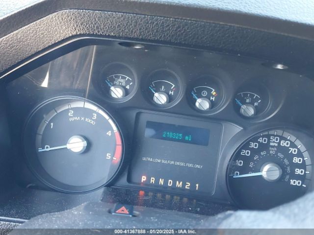 Ford F-250 Xlt Image 13