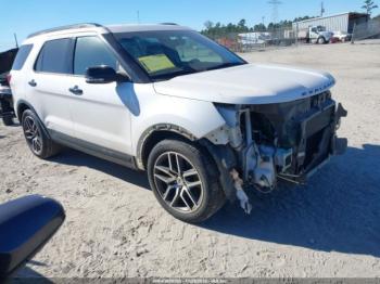  Salvage Ford Explorer