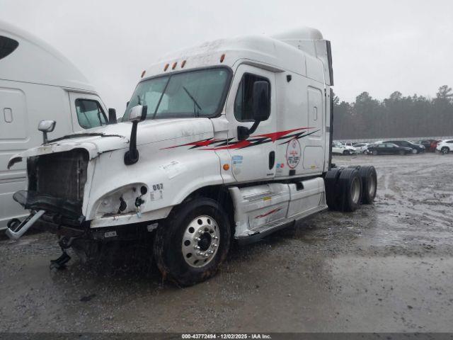 Freightliner Cascadia 125 Image 5