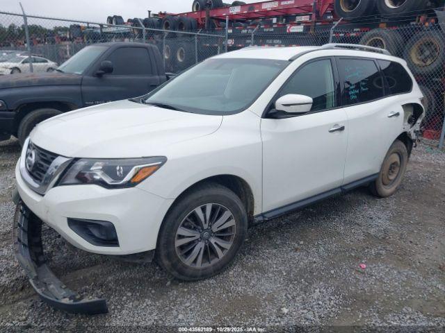 Nissan Pathfinder S 4wd Image 9