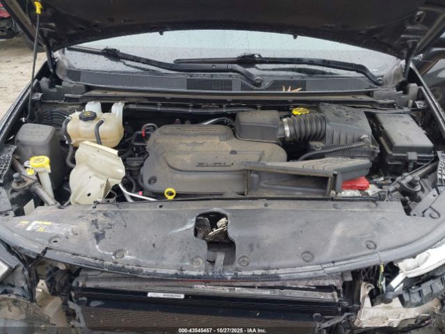 Chrysler Pacifica Touring L Image 10