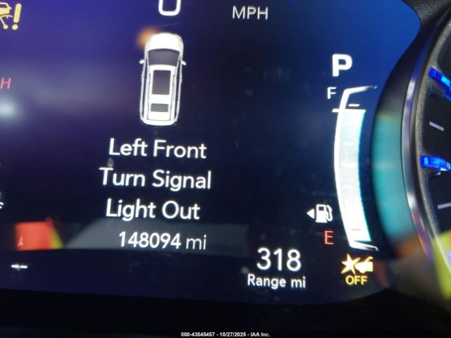 Chrysler Pacifica Touring L Image 14