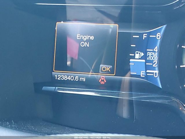 Lincoln MKS Image 16