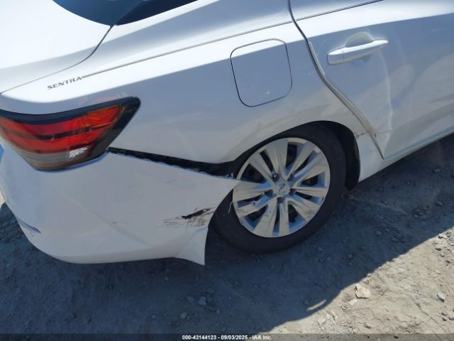 Nissan Sentra S Xtronic Cvt Image 5