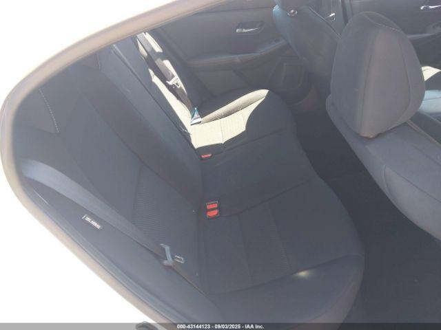 Nissan Sentra S Xtronic Cvt Image 16