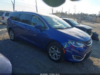  Salvage Chrysler Pacifica