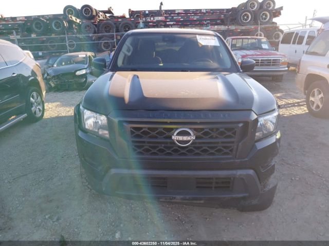Nissan Frontier S 4x2 Image 11