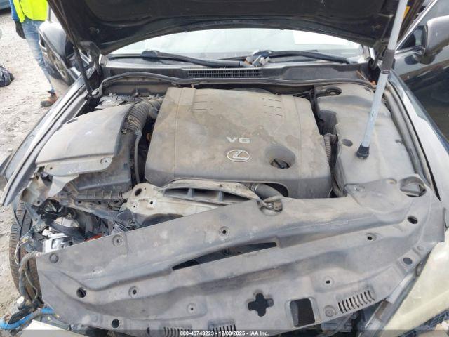 Lexus Is Image 10
