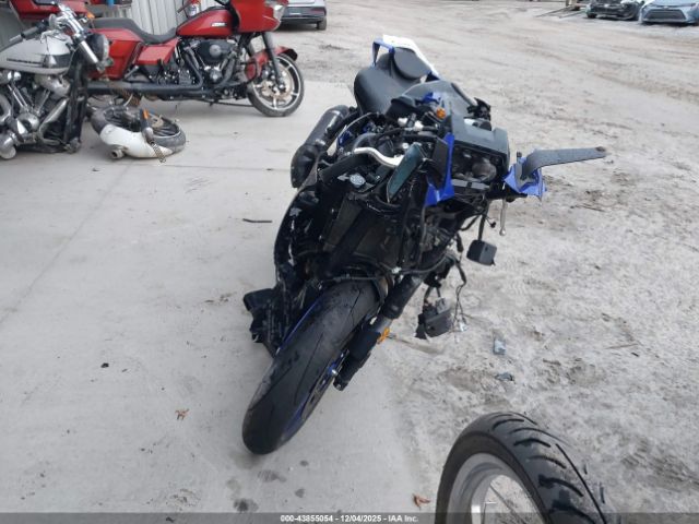 Yamaha Yzfr7 Image 11