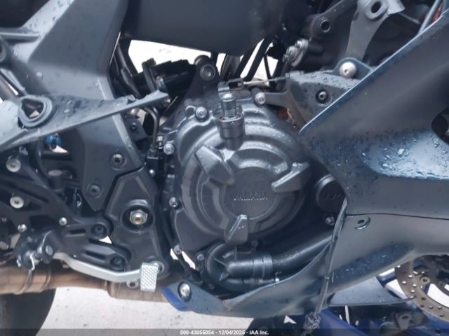 Yamaha Yzfr7 Image 7