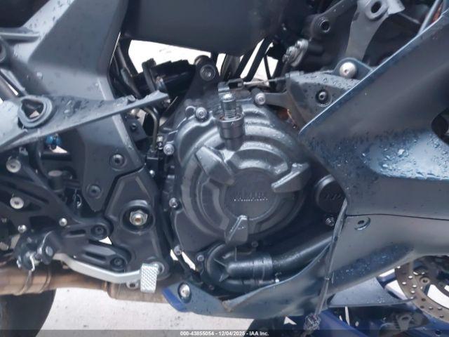 Yamaha Yzfr7 Image 7