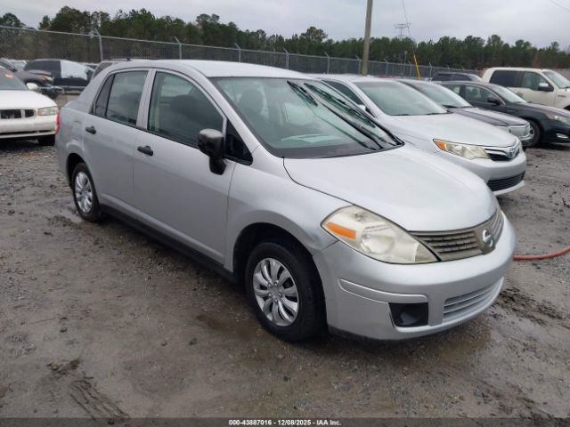 Nissan Versa 1.6 Image 1