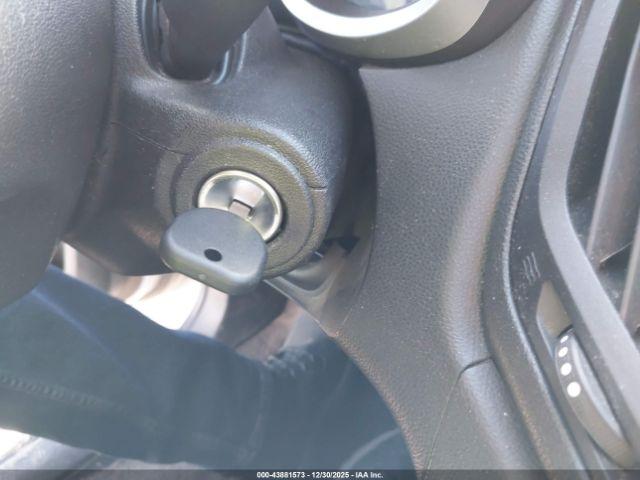 Chevrolet Equinox L Image 9