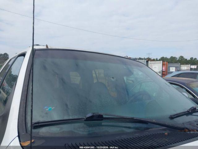 Ford Expedition Image 4