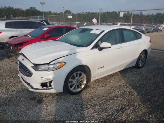 Ford Fusion Se Image 4