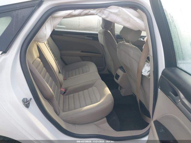 Ford Fusion Se Image 3