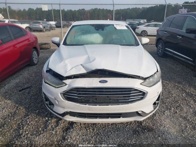 Ford Fusion Se Image 12