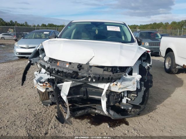 Ford Escape S Image 14