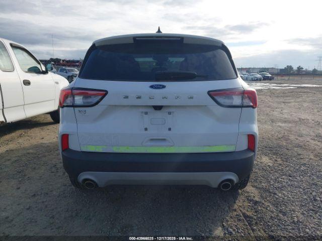 Ford Escape S Image 10