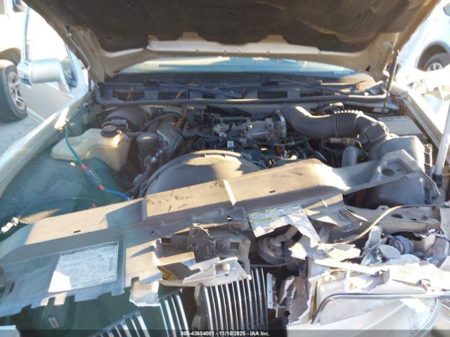 Lincoln Towncar Executive Image 9