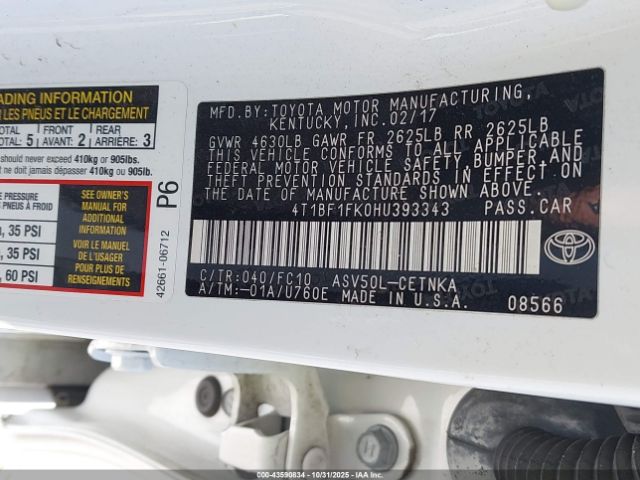 Toyota Camry Le Image 5