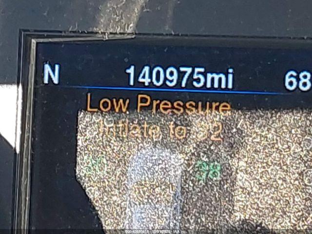 Chrysler 300 Image 14