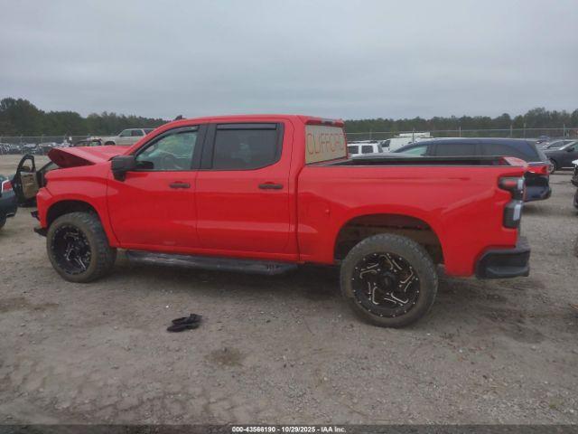 Chevrolet Silverado 1500 4wd  Short Bed Custom Trail Boss Image 4