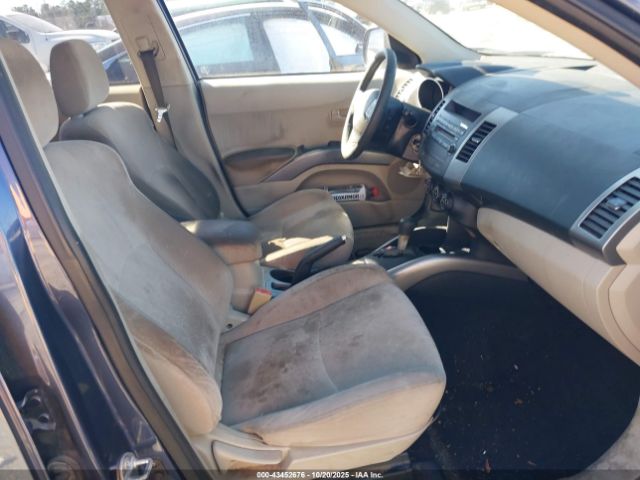 Mitsubishi Outlander Image 5