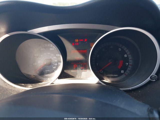 Mitsubishi Outlander Image 12