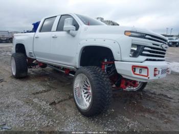  Salvage Chevrolet Silverado 2500
