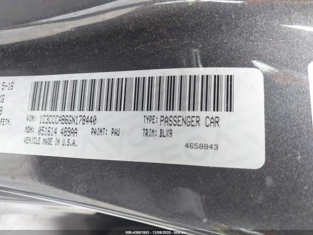 Chrysler 200 Limited Platinum Image 15