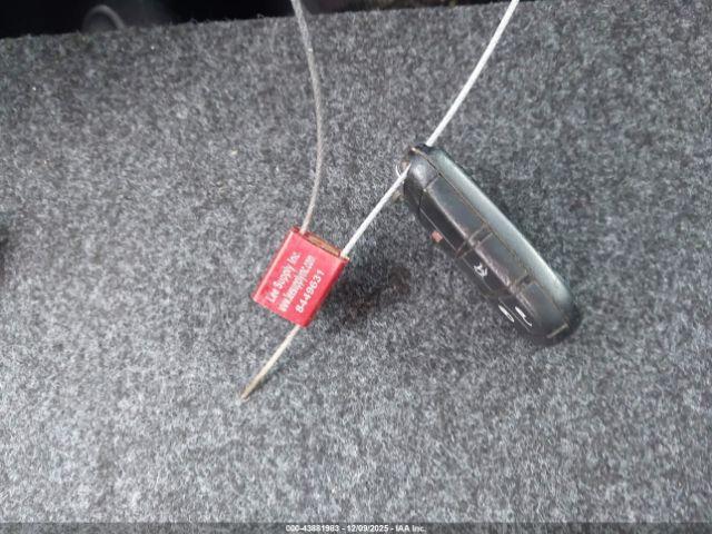 Chrysler 200 Limited Platinum Image 14