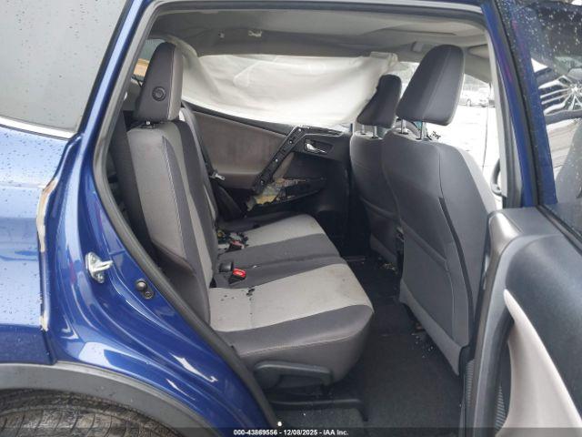 Toyota RAV4 Xle Image 5