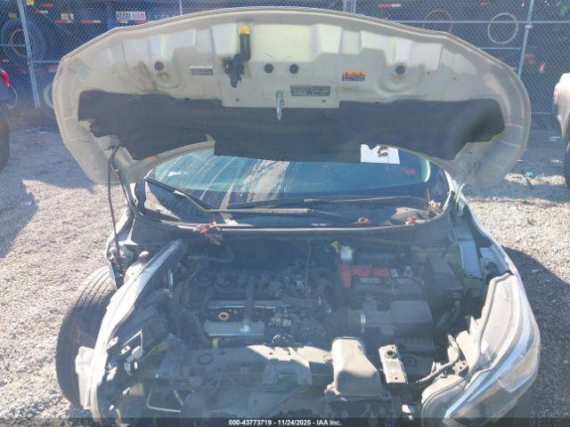 Nissan Versa S Xtronic Cvt Image 12