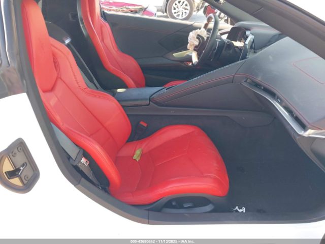 Chevrolet Corvette Rwd  1lt Image 6