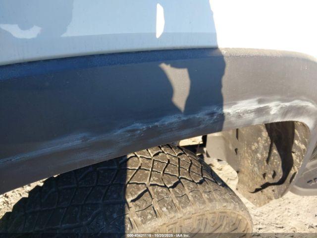 Ram 1500 Trx  4x4 5'7 Box Image 15