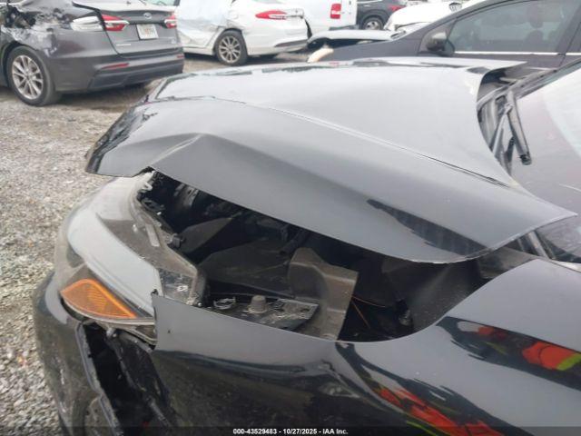 Toyota Corolla Se Image 5