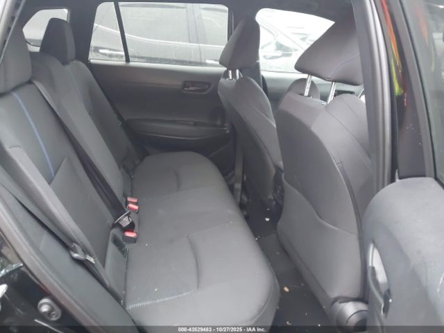 Toyota Corolla Se Image 10