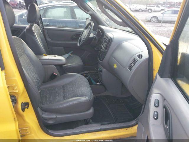 Ford Escape Xls Image 11