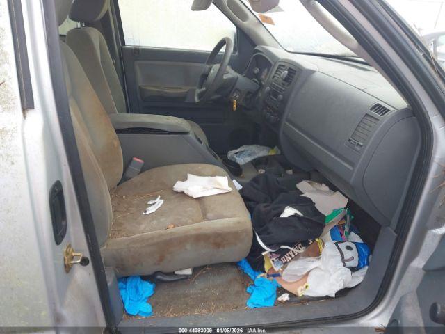 Dodge Dakota St Image 8