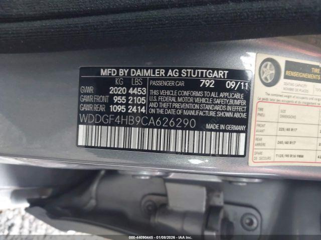 Mercedes-Benz C-Class Sport Image 11