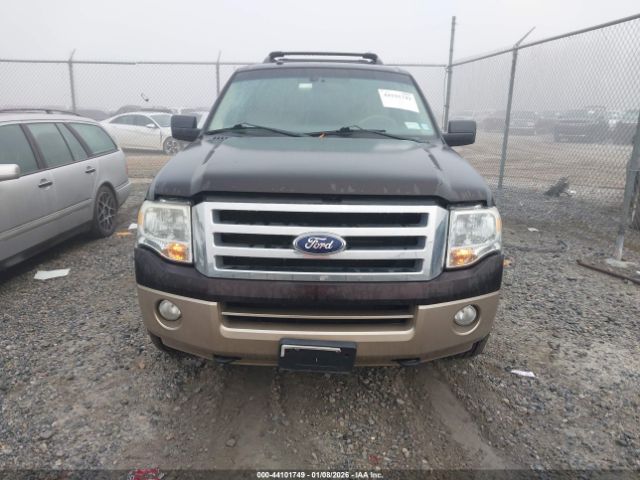 Ford Expedition Xlt Image 11