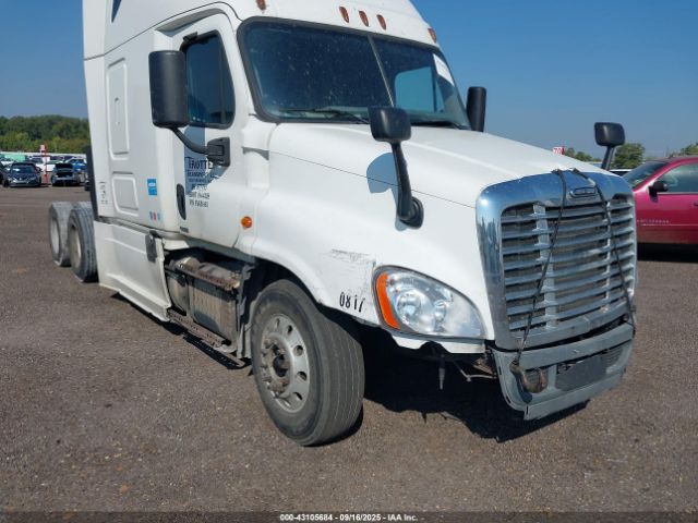 Freightliner Cascadia 125 Image 1