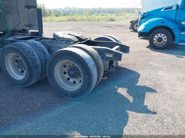 Freightliner Cascadia 125 Image 7